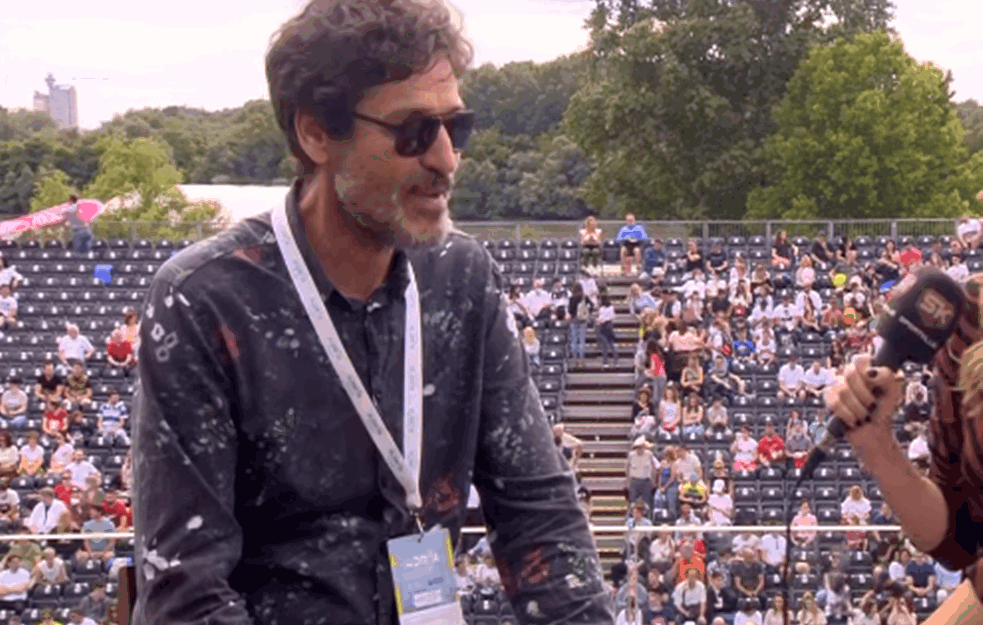 <span style='color:red;'><b>Dragan Jovanović</b></span>: Obožavam tenis; dok gledam Noleta kako igra BAVIM SE ČAROLIJAMA